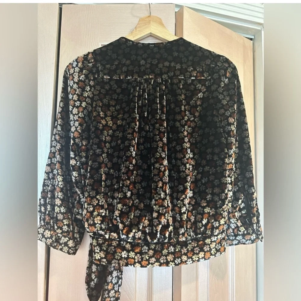 Madewell Velvet Wrap Top in
Petite Blooms - Picture 7 of 7